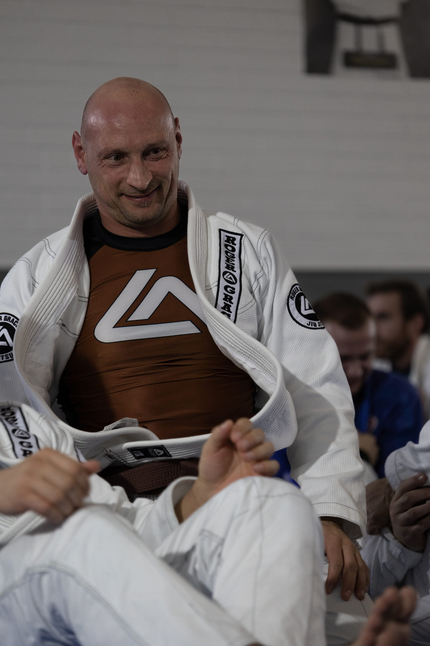 Roger Gracie Bristol brown belt smling at the camera.